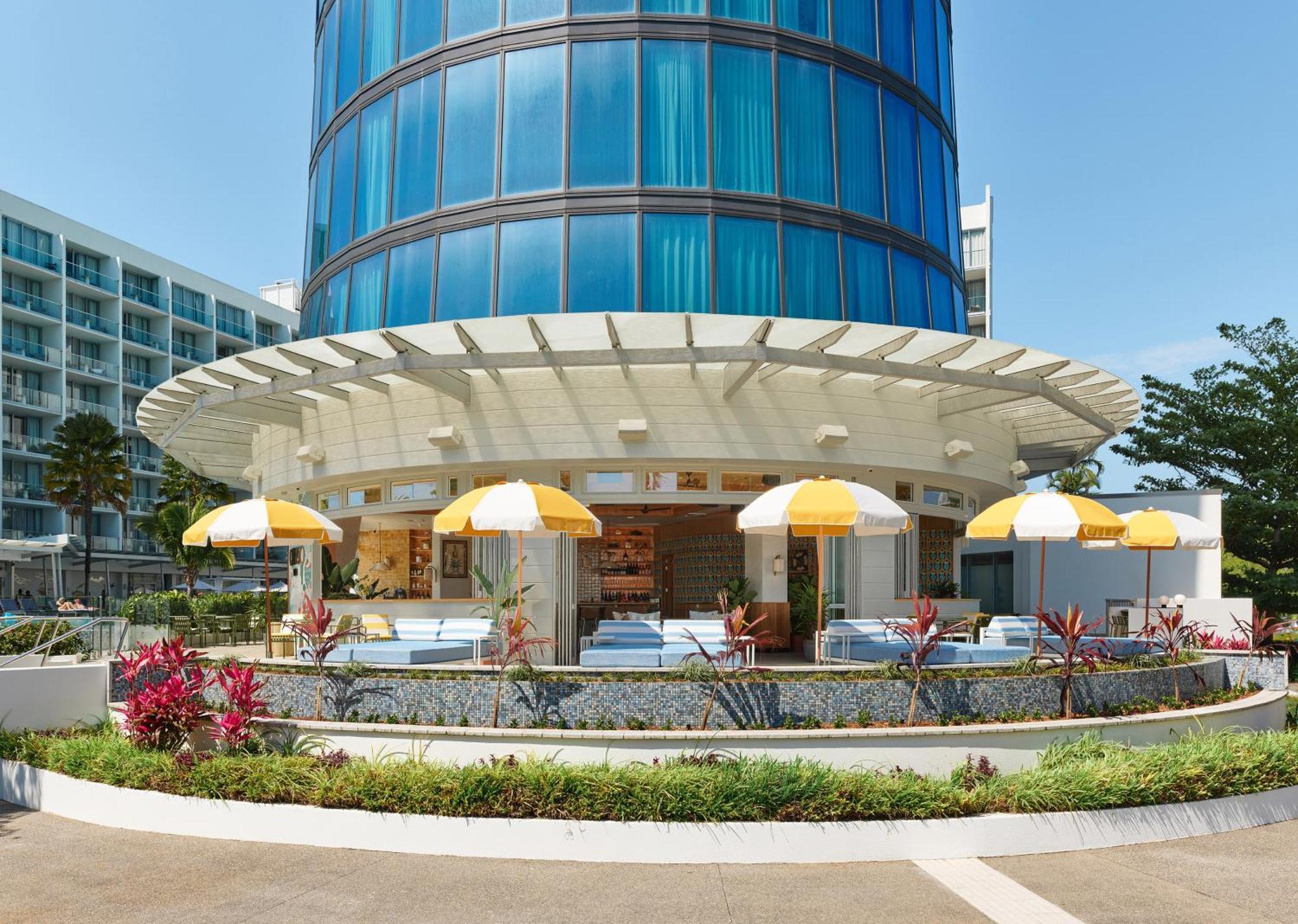 Crystalbrook Riley Hotell Cairns Eksteriør bilde The Beach Bar