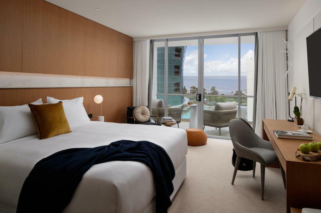 Crystalbrook Riley Hotell Cairns Eksteriør bilde A guest room at The Westin